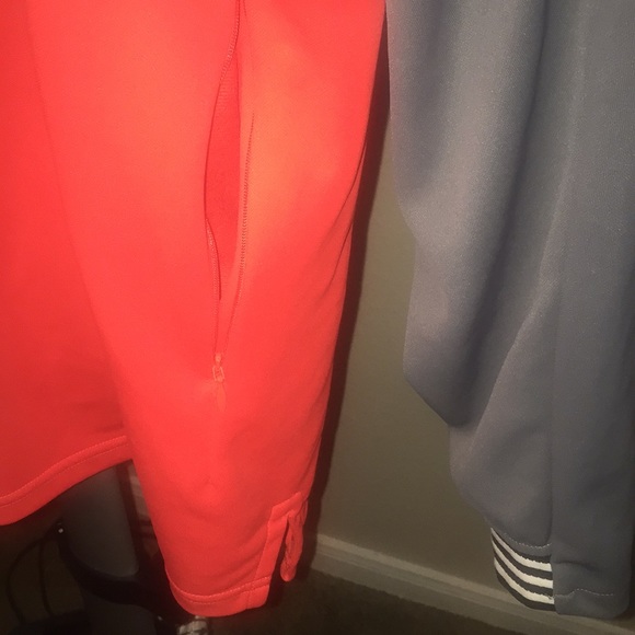 📢📢ADIDAS SPORT SWEATER📢📢 - Picture 3 of 5